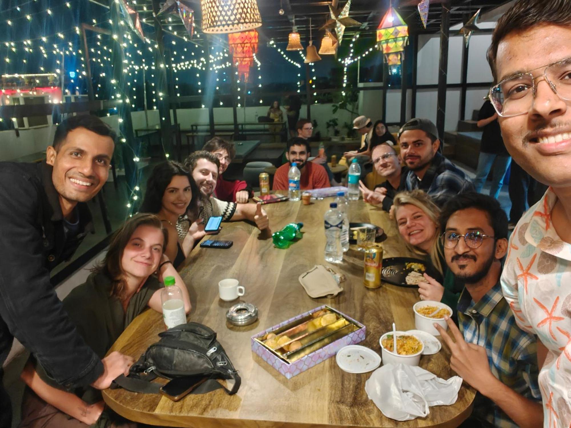 Madpackers Jaipur Hostel ภายนอก รูปภาพ